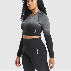 Two piece Adapt Ombré Seamless leggings + long sleeve crop top